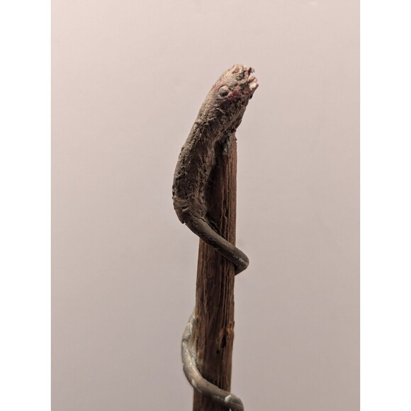 1900's Wood Carved Man With Snake On Pole Folk Art - Picture 5 of 10